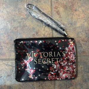 NWOT victoria’s secret small wristlet with glitter confetti